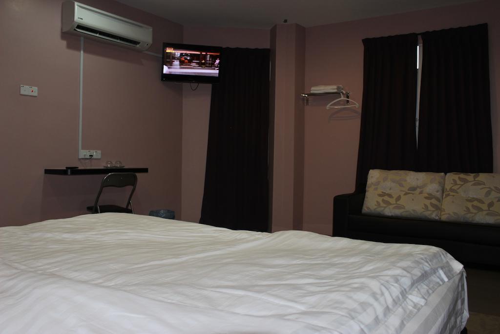 Inn Hotel Teluk Intan Quarto foto
